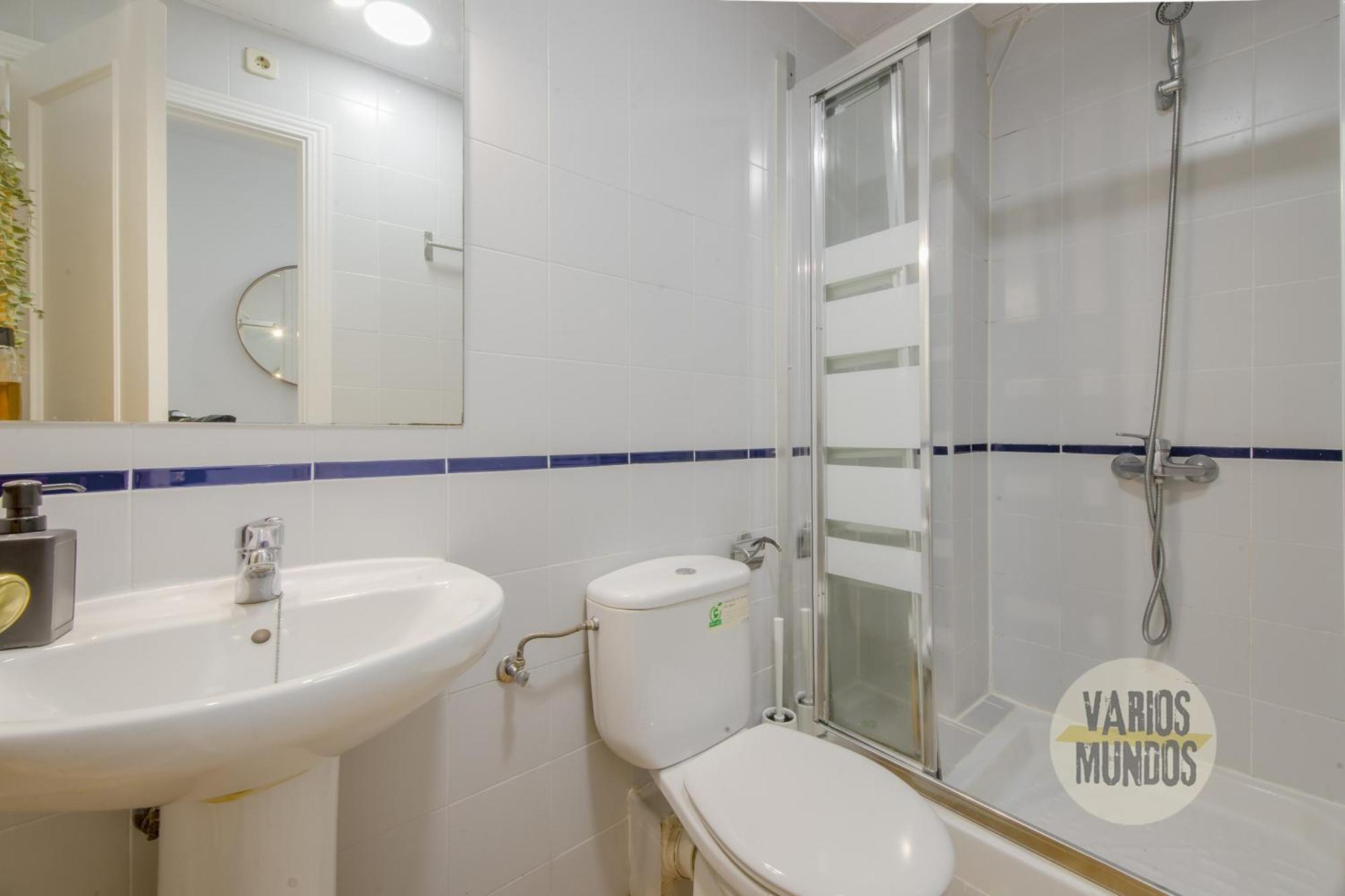 מדריד Calle Regueros Loft Para 3Pax En Pleno Chueca מראה חיצוני תמונה